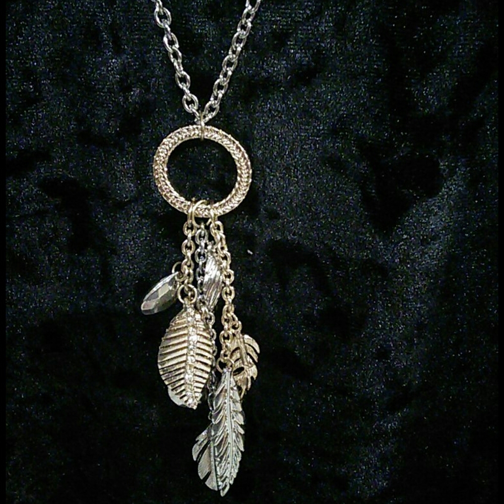 Necklace - Picture 2 of 6